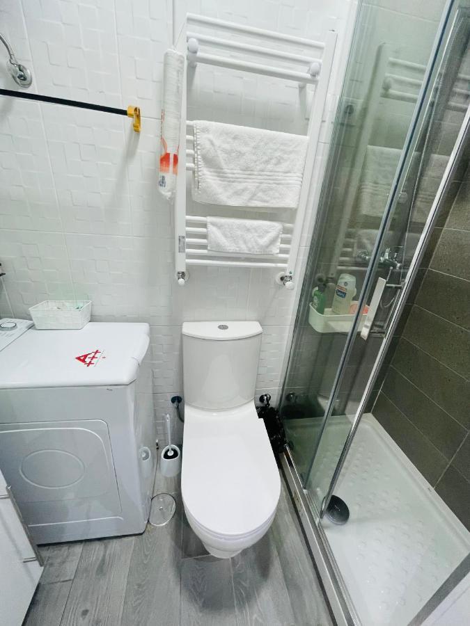 Fantastico Estudio Cuatro Camino Appartement Madrid Buitenkant foto